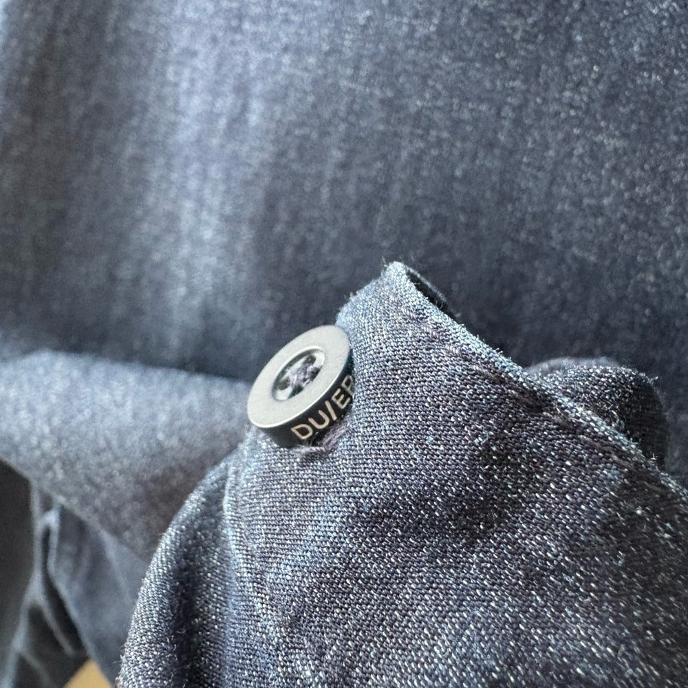 🇨🇦 DUER Performance Denim Shirt​ - Picture 8 of 12